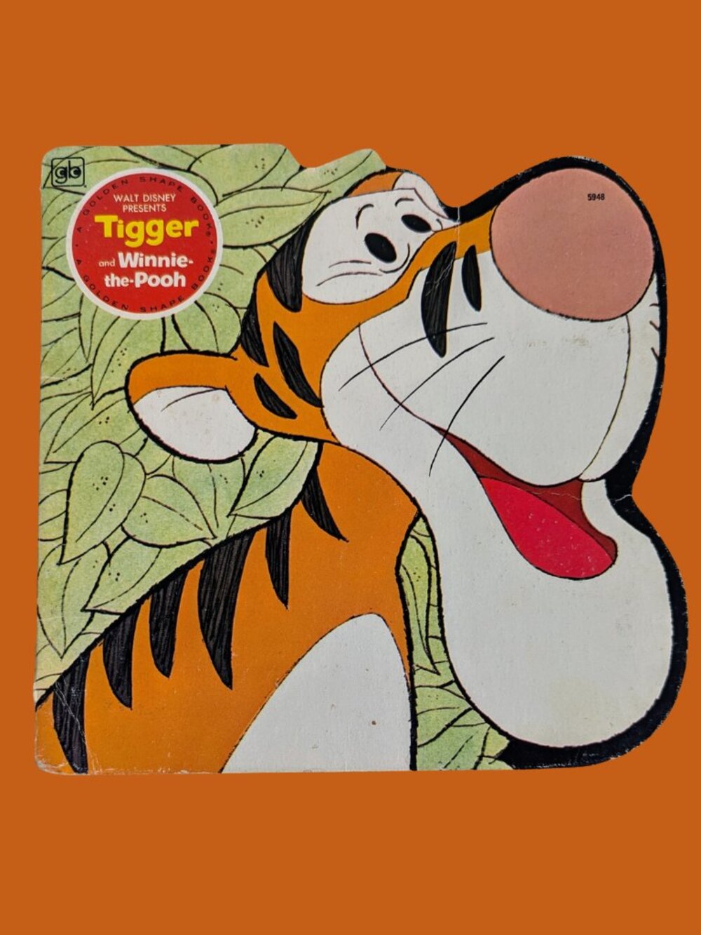 10/$25 Disney's Tigger and Winnie-the-Pooh – Vintage Golden Shape Book